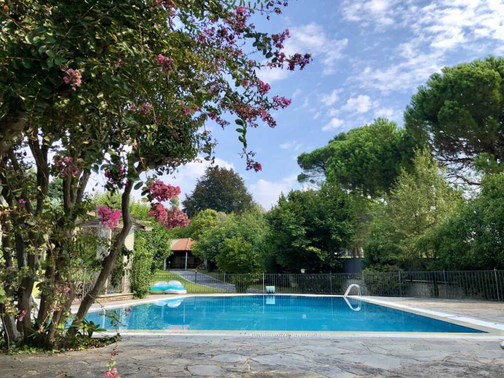 Villa d’epoca con piscina in vendita a Merate