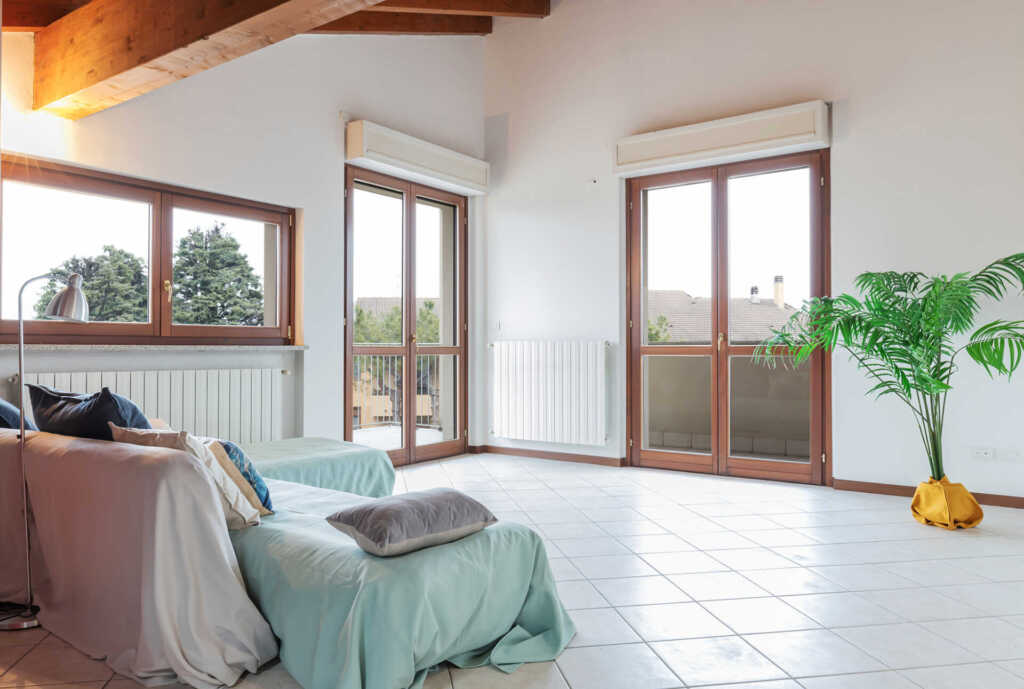 attico con terrazzo ultimo piano Burago di Molgora in vendita