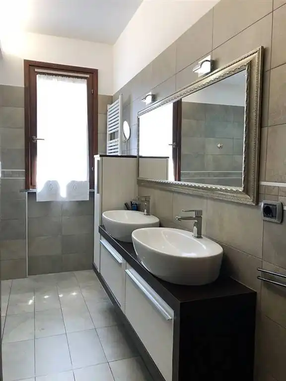 Appartamento 4 locali in vendita a Cavenago di Brianza (8)