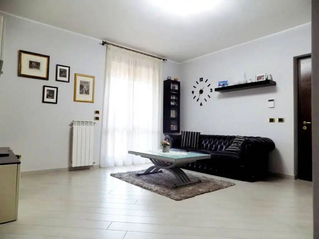3-locali-con-giardino-in-vendita-a-Roncello-15