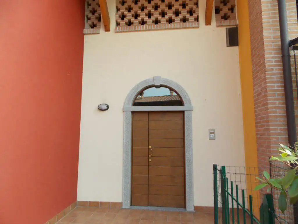 3-locali-con-giardino-in-vendita-a-Roncello-18