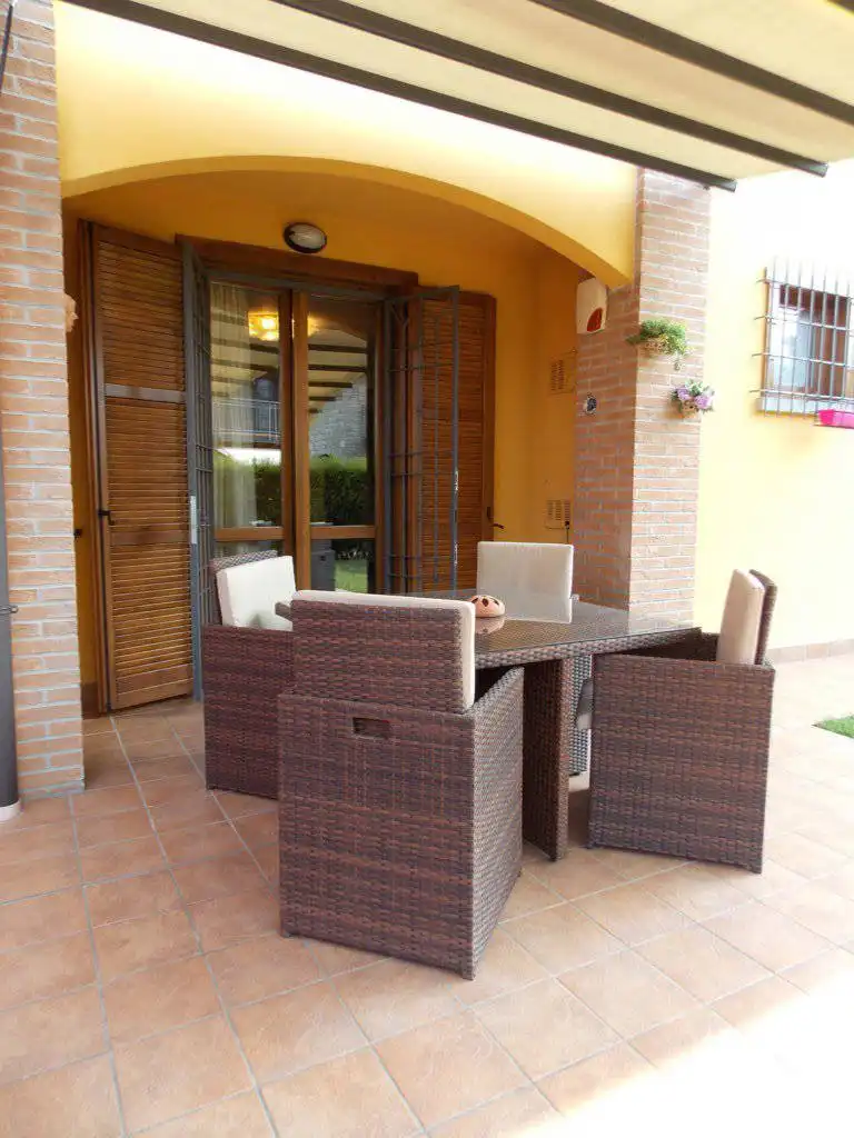 3-locali-con-giardino-in-vendita-a-Roncello-5