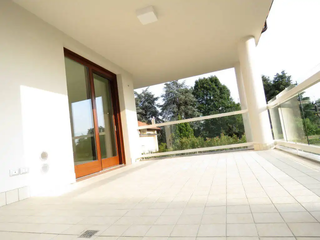 4-locali-con-terrazzo-in-vendita-a-Burago-di-Molgora-Brianza-1