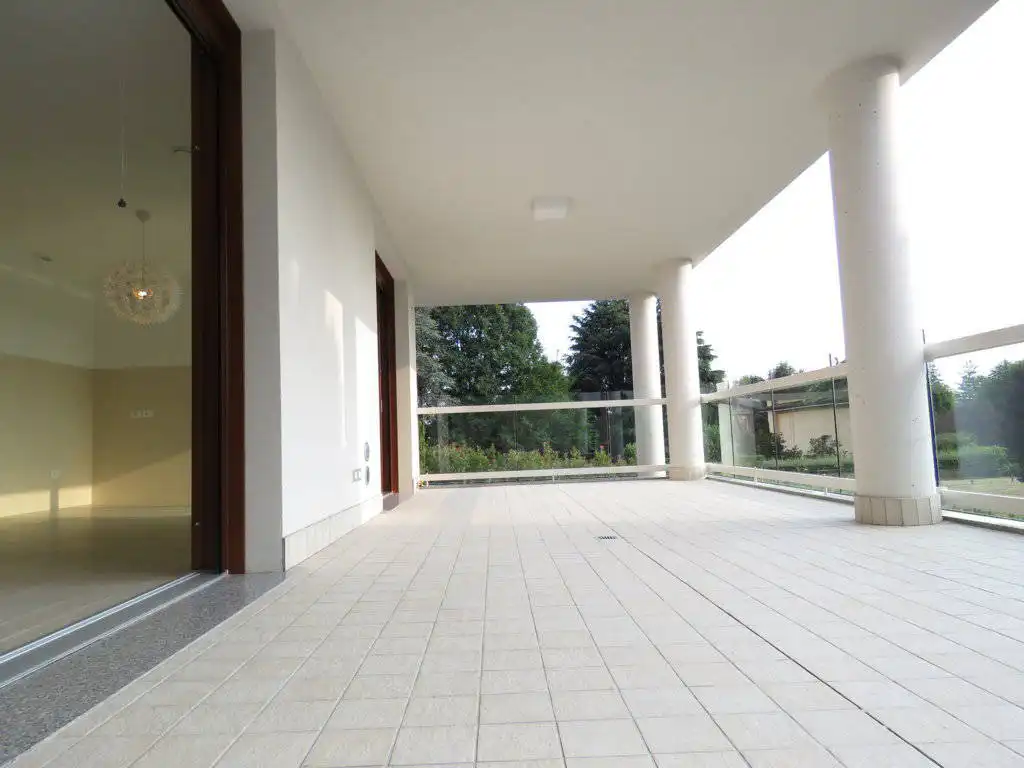 4-locali-con-terrazzo-in-vendita-a-Burago-di-Molgora-Brianza-14