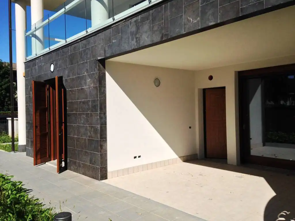 Appartamenti-in-vendita-con-giardino-a-Burago-di-Molgora-27