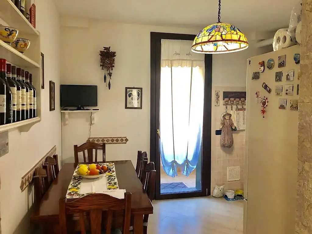 Appartamento-4-locali-con-giardino-in-vendita-a-Carnate-5