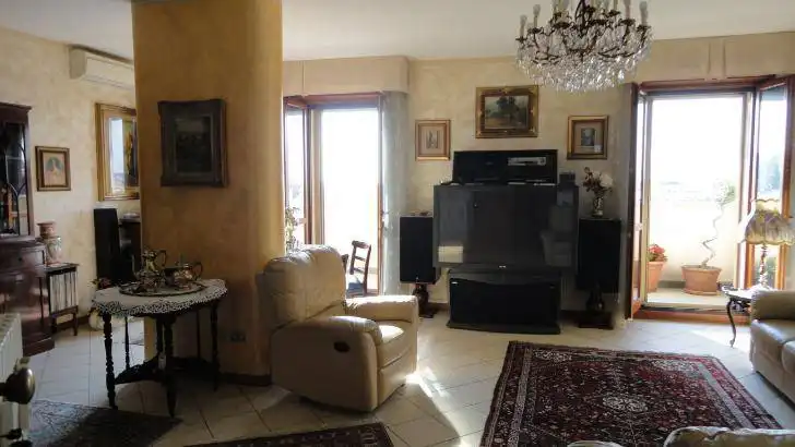 Appartamento-5-locali-in-vendita-a-Bellusco-6