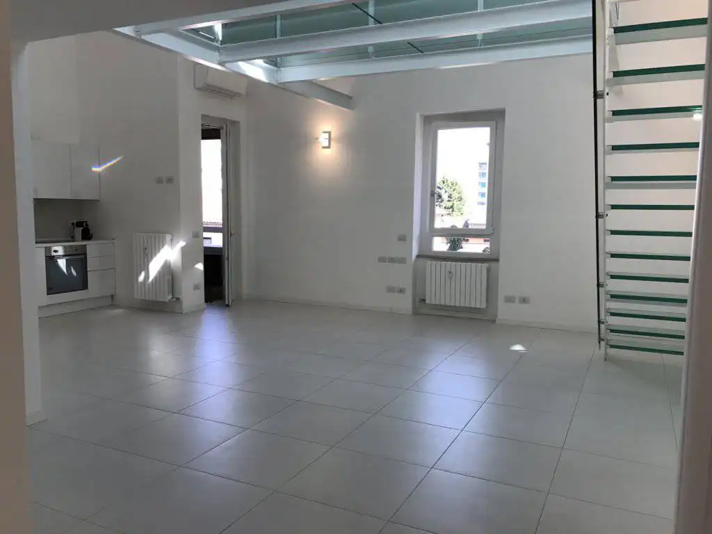 Appartamento-Loft-in-vendita-a-Agrate-Brianza-4
