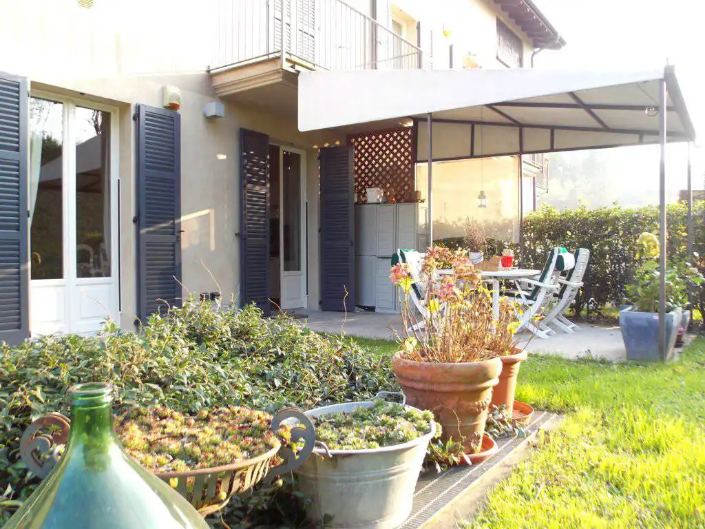 Appartamento-con-giardino-privato-in-vendita-a-Castello-di-Brianza-5