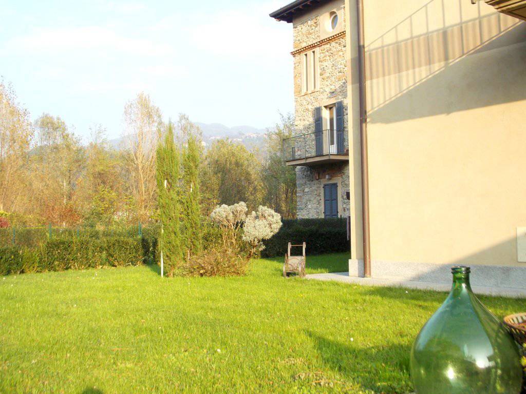 Appartamento-con-giardino-privato-in-vendita-a-Castello-di-Brianza-8