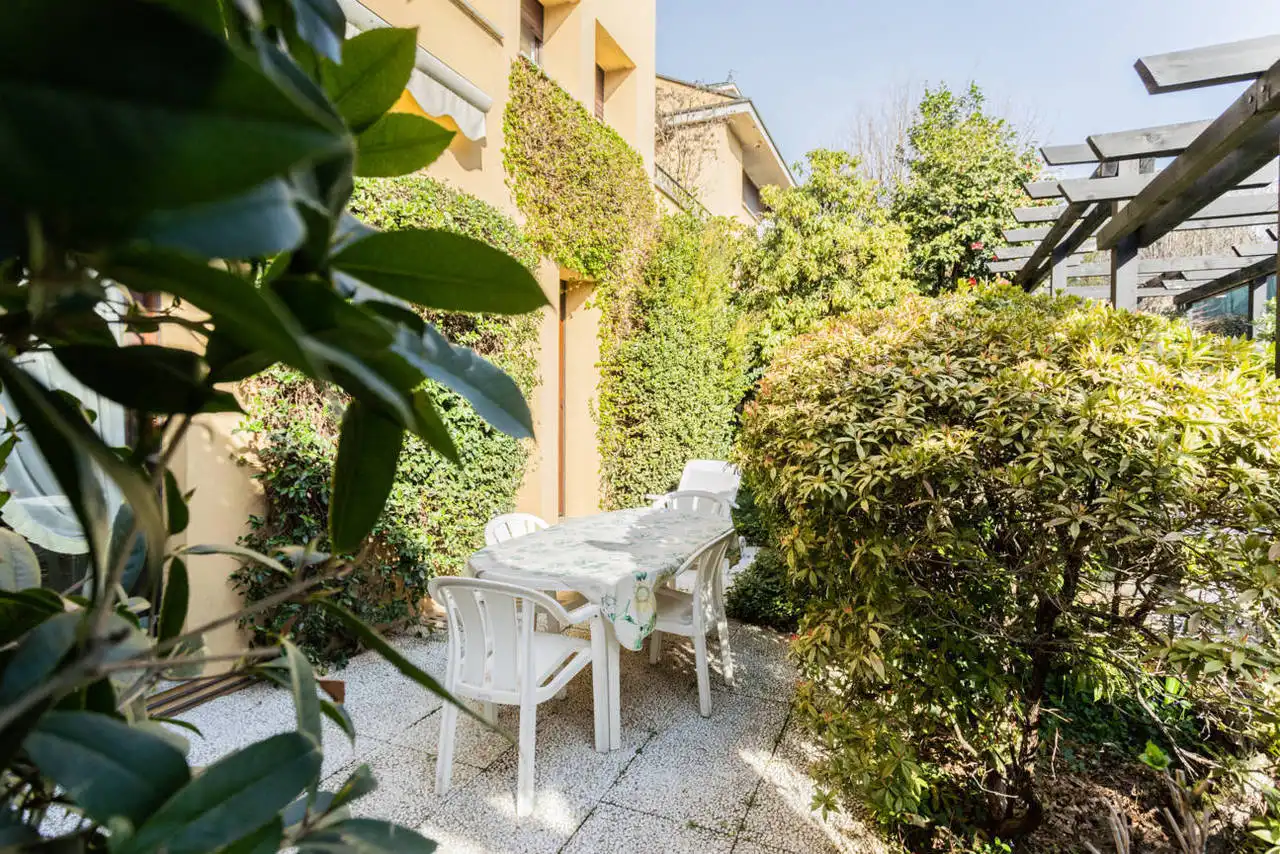 Appartamento-con-giardino-privato-in-vendita-a-Lesmo-12
