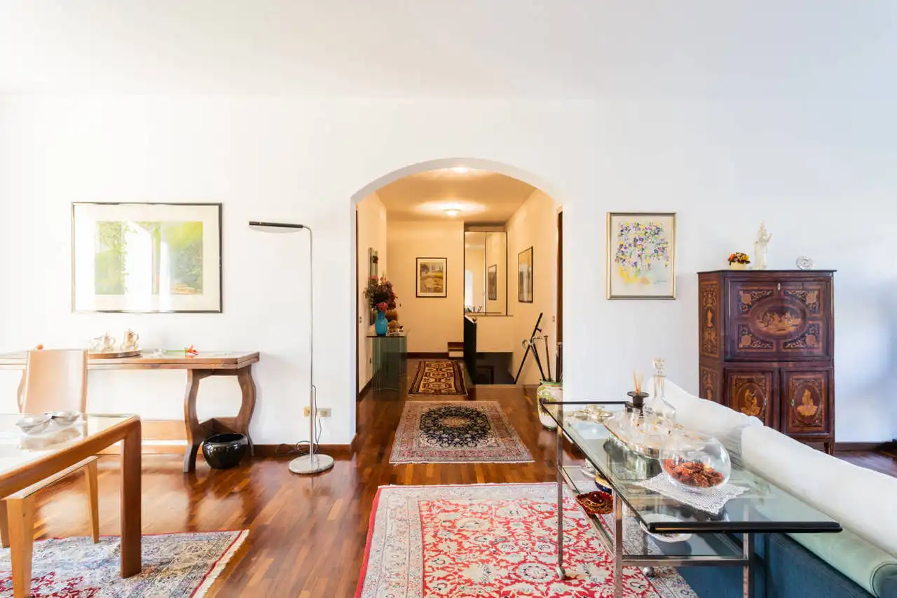 Appartamento-con-giardino-privato-in-vendita-a-Lesmo-13