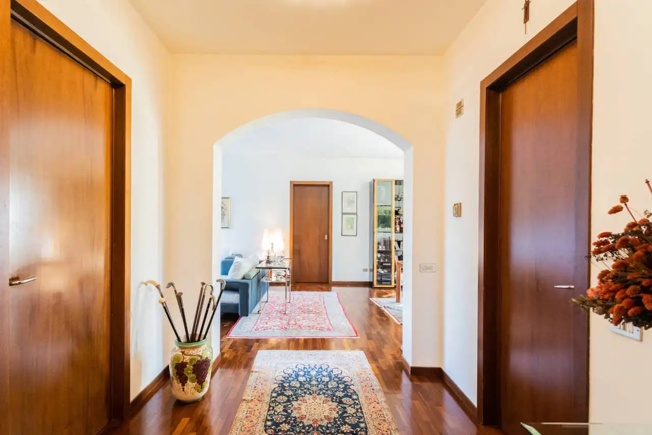 Appartamento-con-giardino-privato-in-vendita-a-Lesmo-18