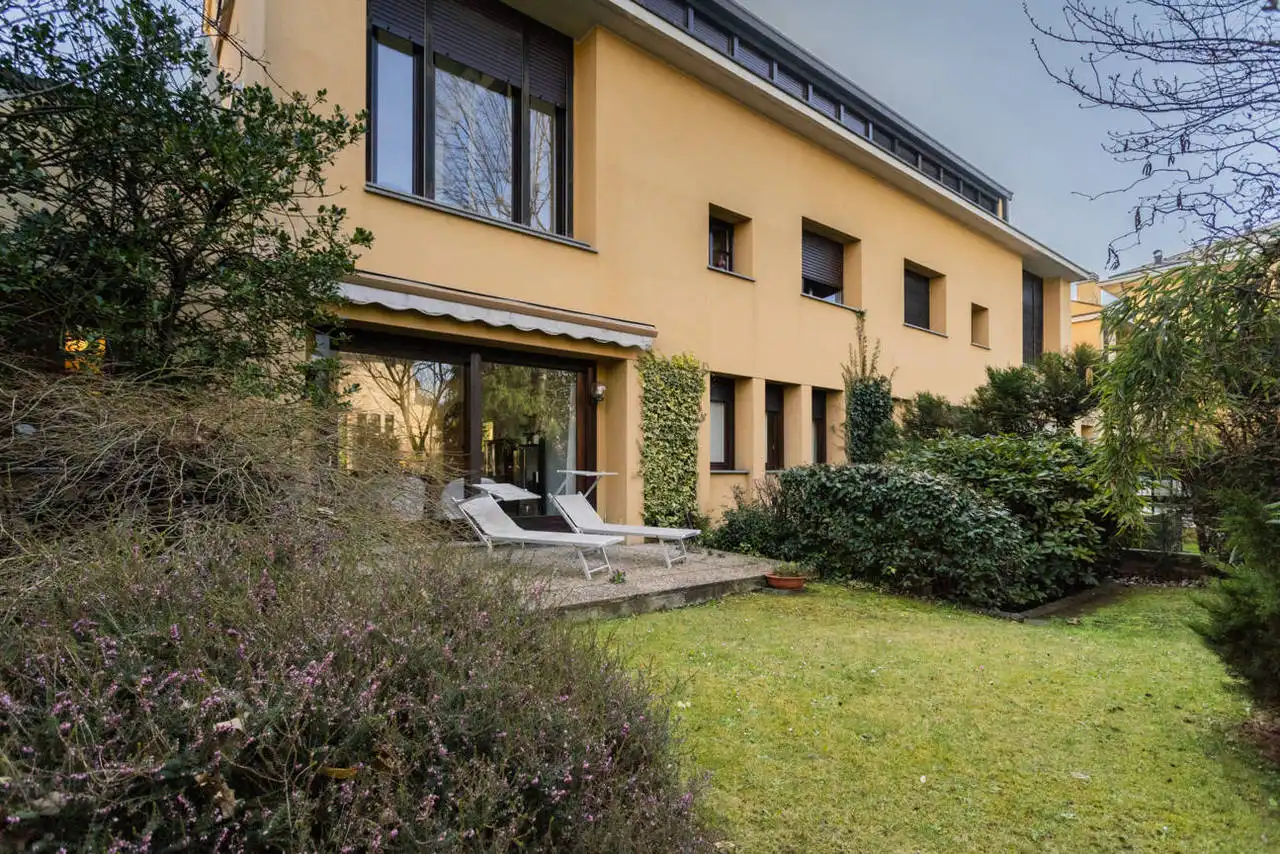 Appartamento-con-giardino-privato-in-vendita-a-Lesmo-4