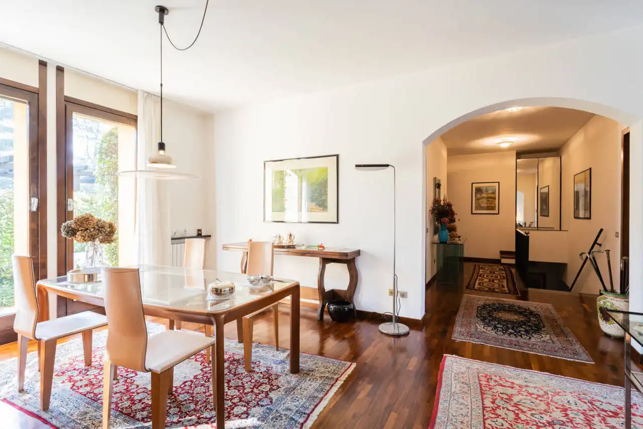 Appartamento-con-giardino-privato-in-vendita-a-Lesmo-6