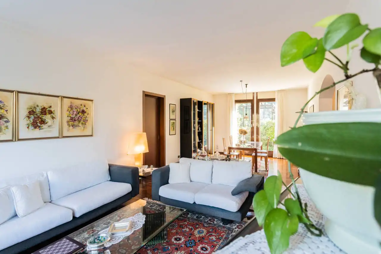 Appartamento-con-giardino-privato-in-vendita-a-Lesmo-7