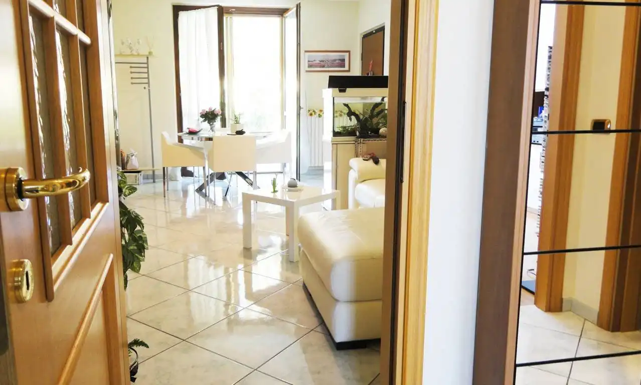 Appartamento-con-giardino-privato-in-vendita-a-San-Giuliano-Milanese