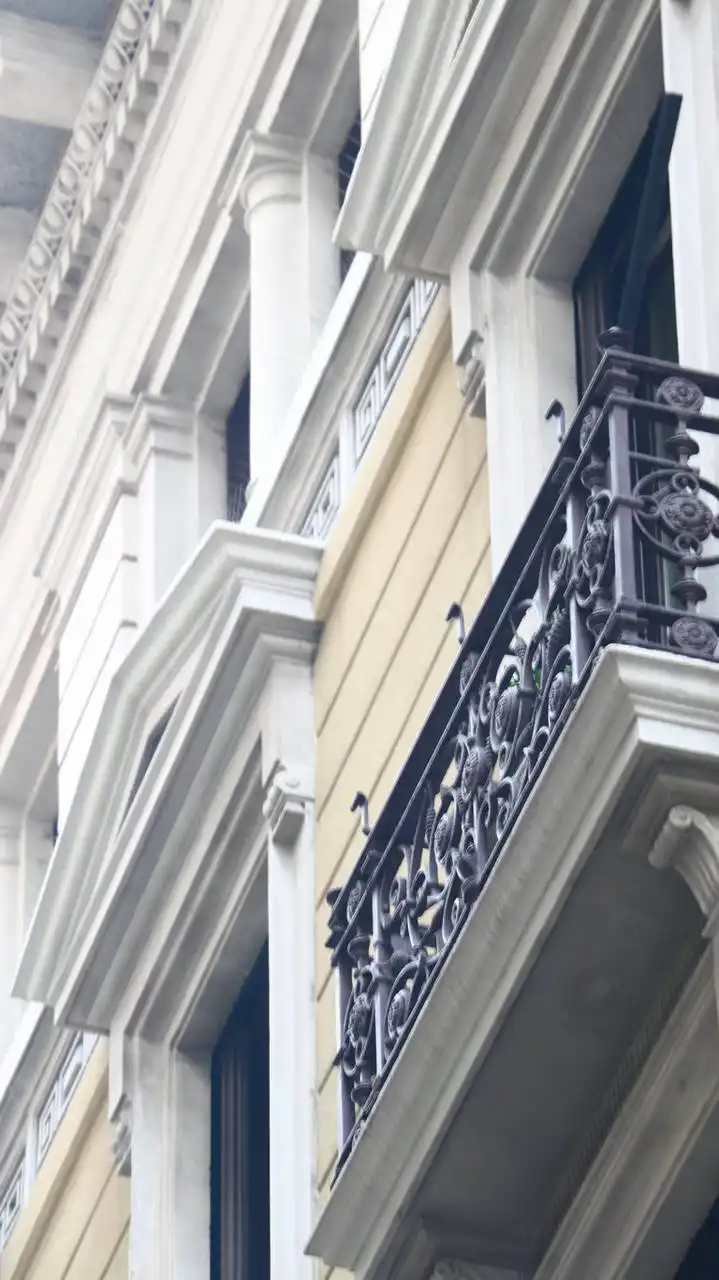 Appartamento d'epoca in vendita a Milano