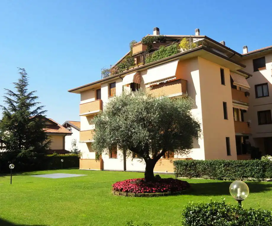 Appartamento-in-vendita-a-Concorezzo-con-terrazzo-12