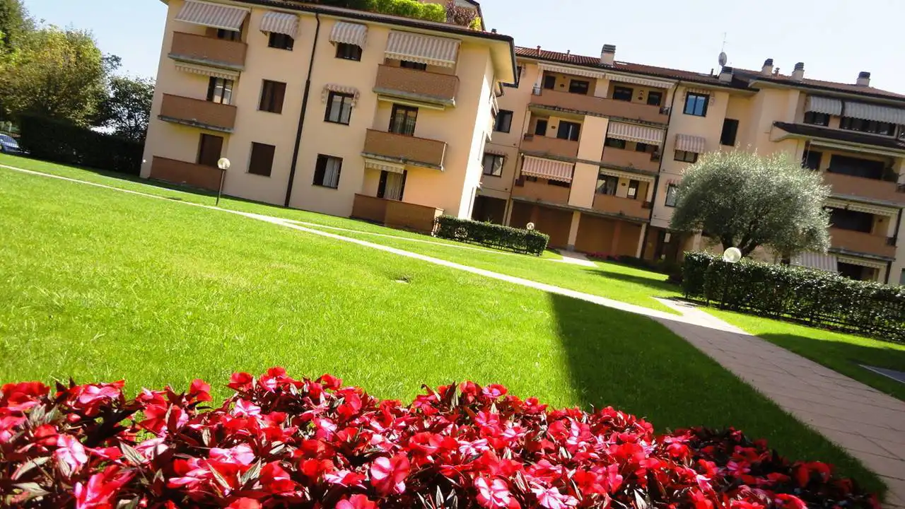 Appartamento-in-vendita-a-Concorezzo-con-terrazzo