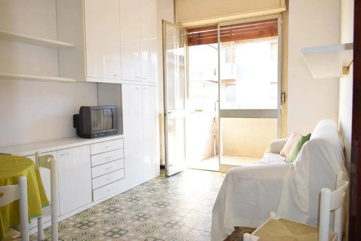 Appartamento-sul-mare-in-vendita-Liguria-Andora-1