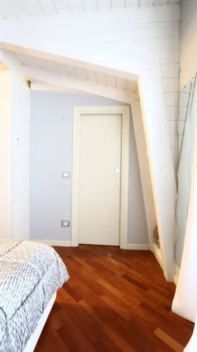 Appartamento-ultimo-piano-con-terrazzo-in-vendita-a-Correzzana-14