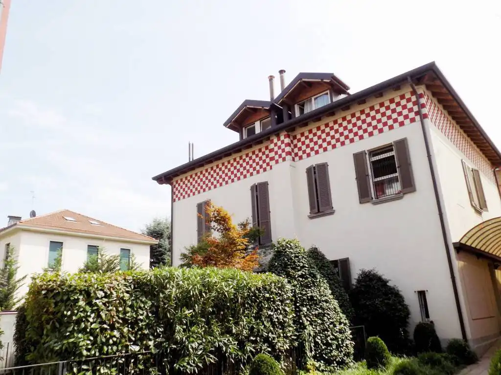 Attico-in-vendita-a-Monza-centro-4