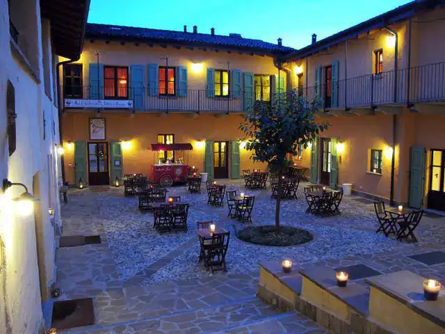 Bio-agriturismo-in-vendita-a-La-Valletta-Brianza-4