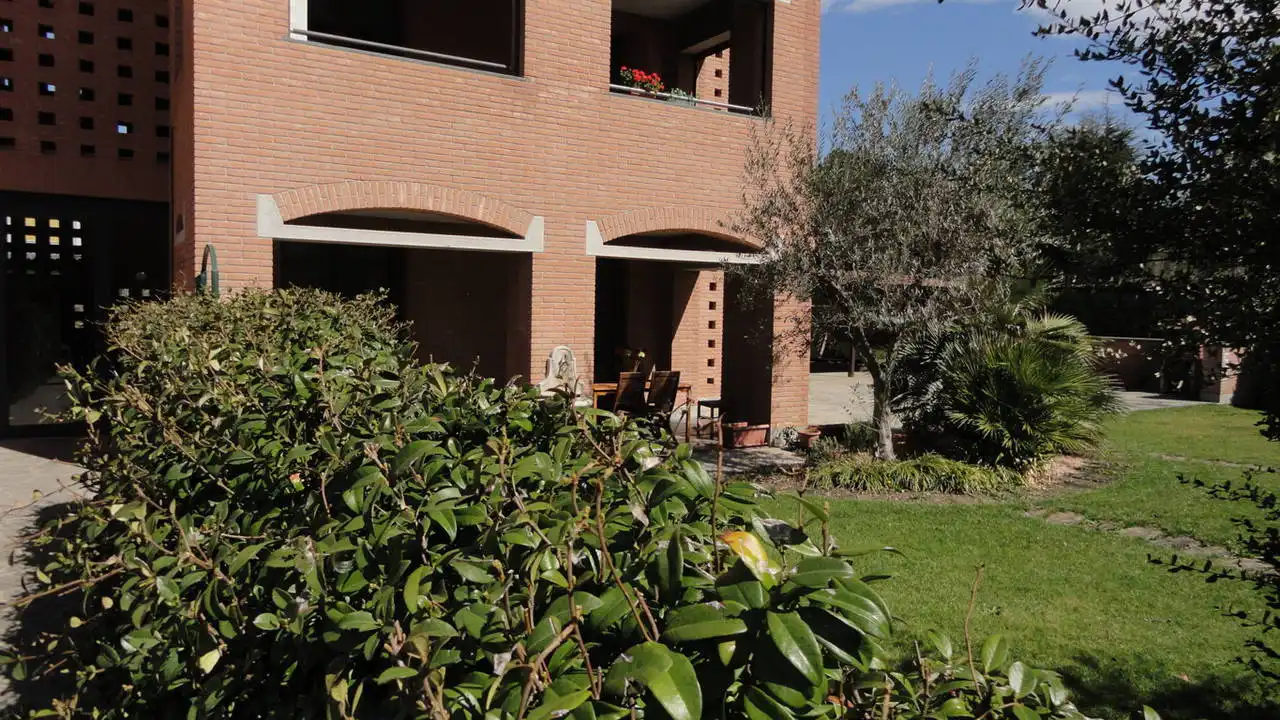 Case-con-giardino-in-vendita-a-Sulbiate-Bellusco-19