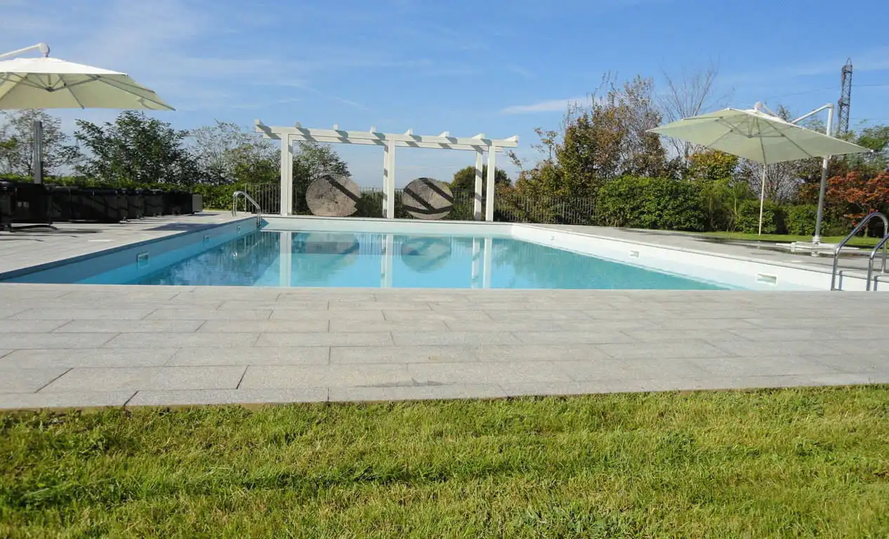Case-in-vendita-a-Besana-Brianza-con-piscina-6