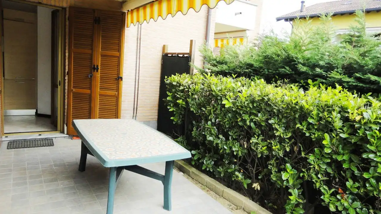 Case-in-vendita-con-giardino-a-Burago-Molgora-MB-11