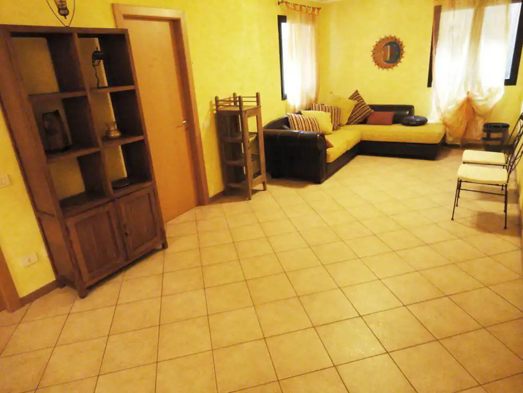 Case-in-vendita-con-giardino-a-Burago-Molgora-MB-12