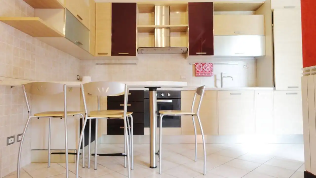 Case-in-vendita-con-giardino-a-Burago-Molgora-MB-18