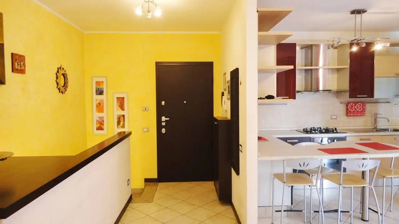 Case-in-vendita-con-giardino-a-Burago-Molgora-MB-25