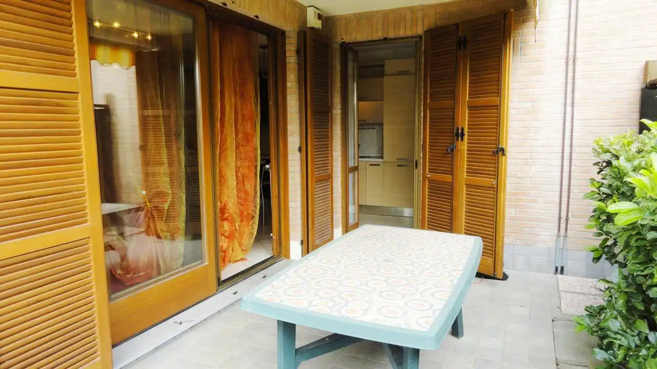 Case-in-vendita-con-giardino-a-Burago-Molgora-MB-5
