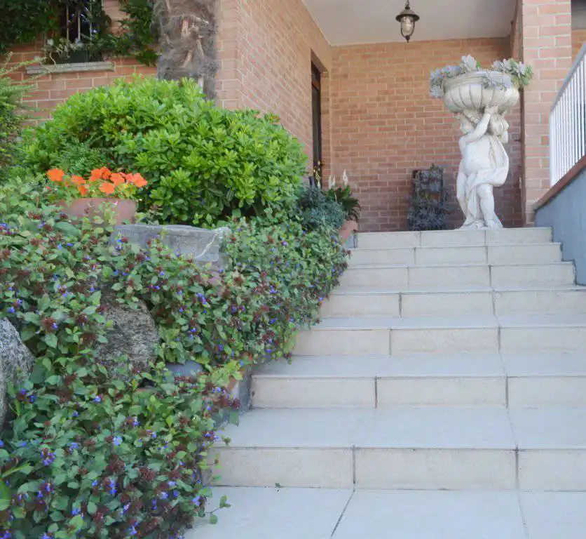 Case-in-vendita-con-giardino-ad-Agrate-Brianza-8