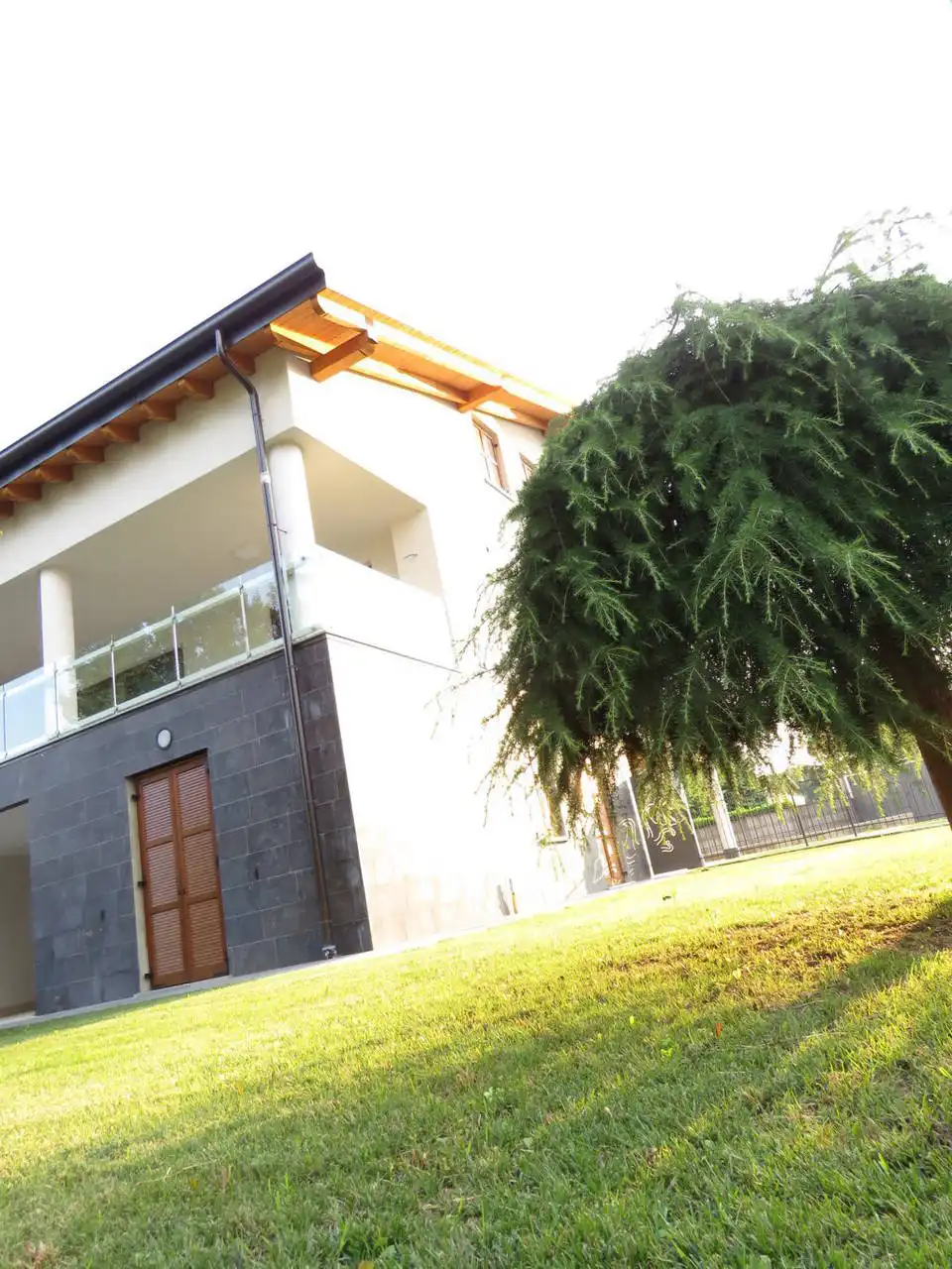 Case-nuove-in-vendita-in-Burago-di-Molgora-Monza-Brianza-16