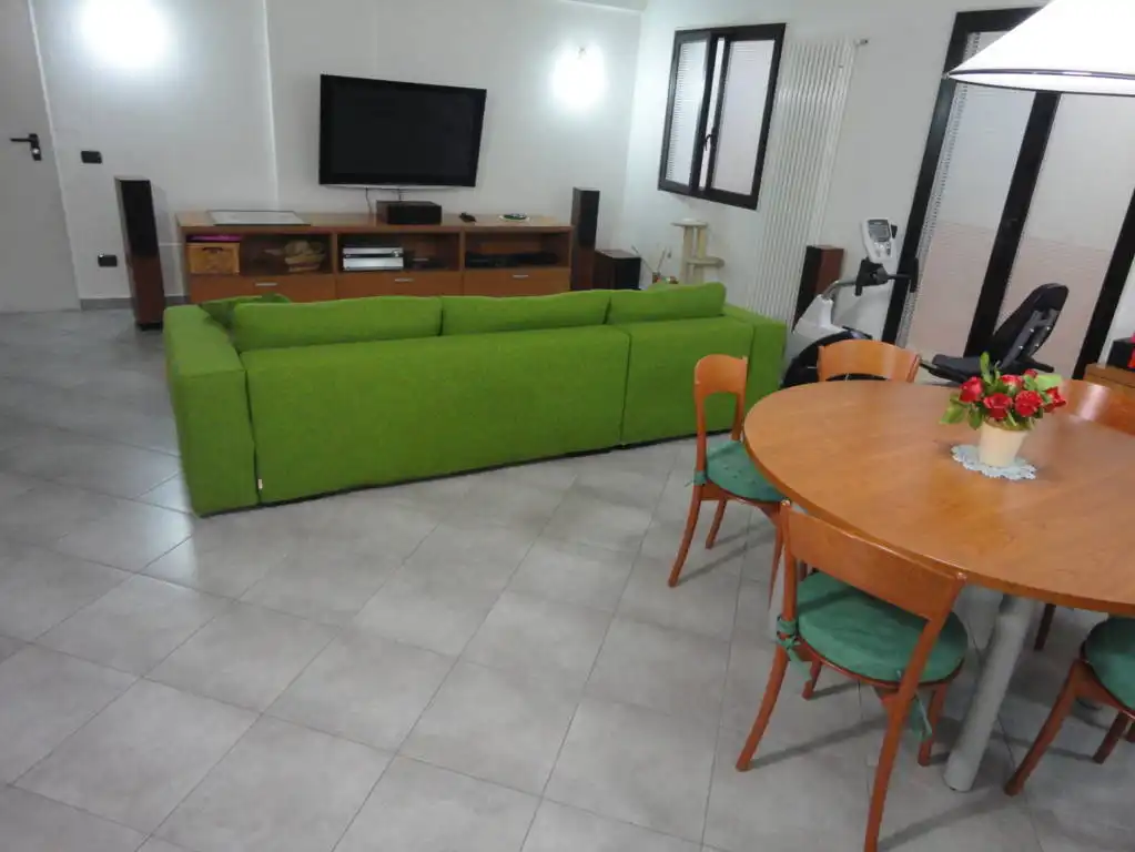 In-vendita-villa-a-Cavenago-Brianza-28