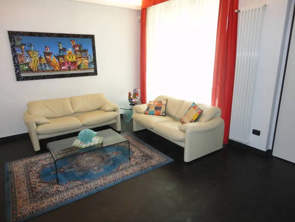 In-vendita-villa-a-Cavenago-Brianza-30