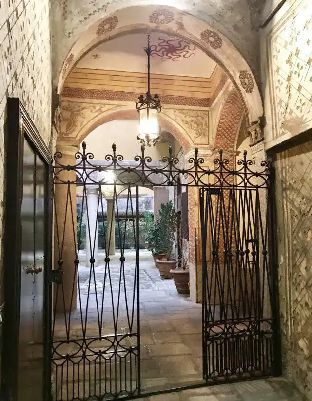 Negozio-e-Ufficio-in-vendita-a-Milano-centro-storico-21
