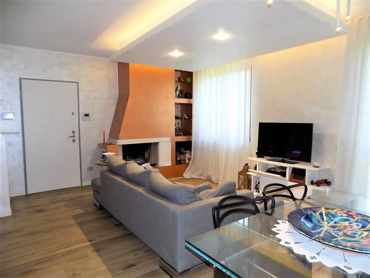 Porzione-villa-bifamigliare-ristrutturata-in-vendita-a-Carnate-7
