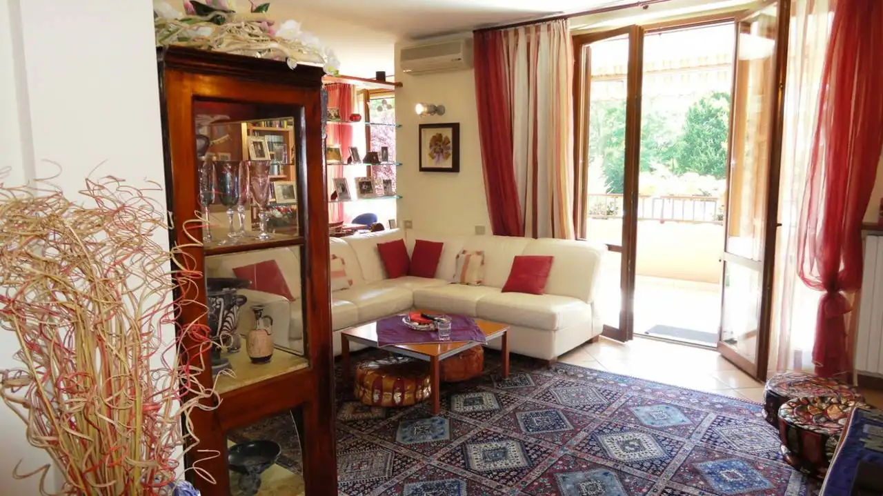 Trilocale-in-vendita-a-Cambiago-con-terrazzo-15