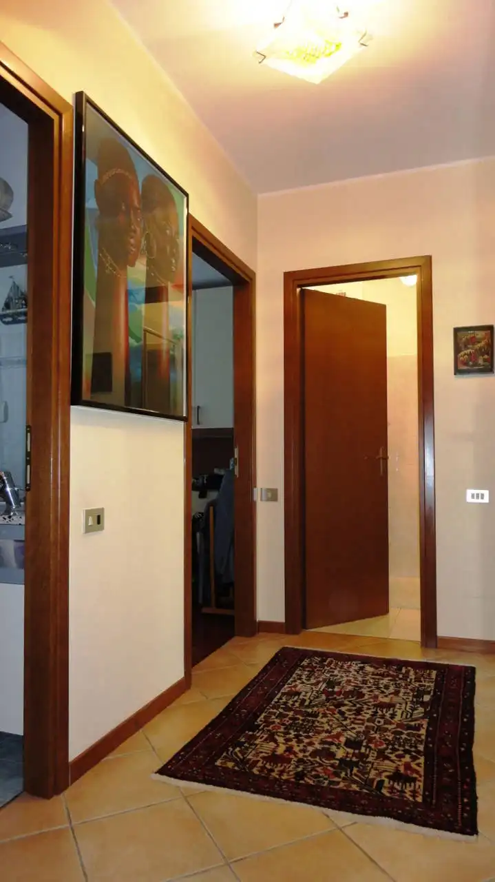 Trilocale-in-vendita-a-Cambiago-con-terrazzo-7