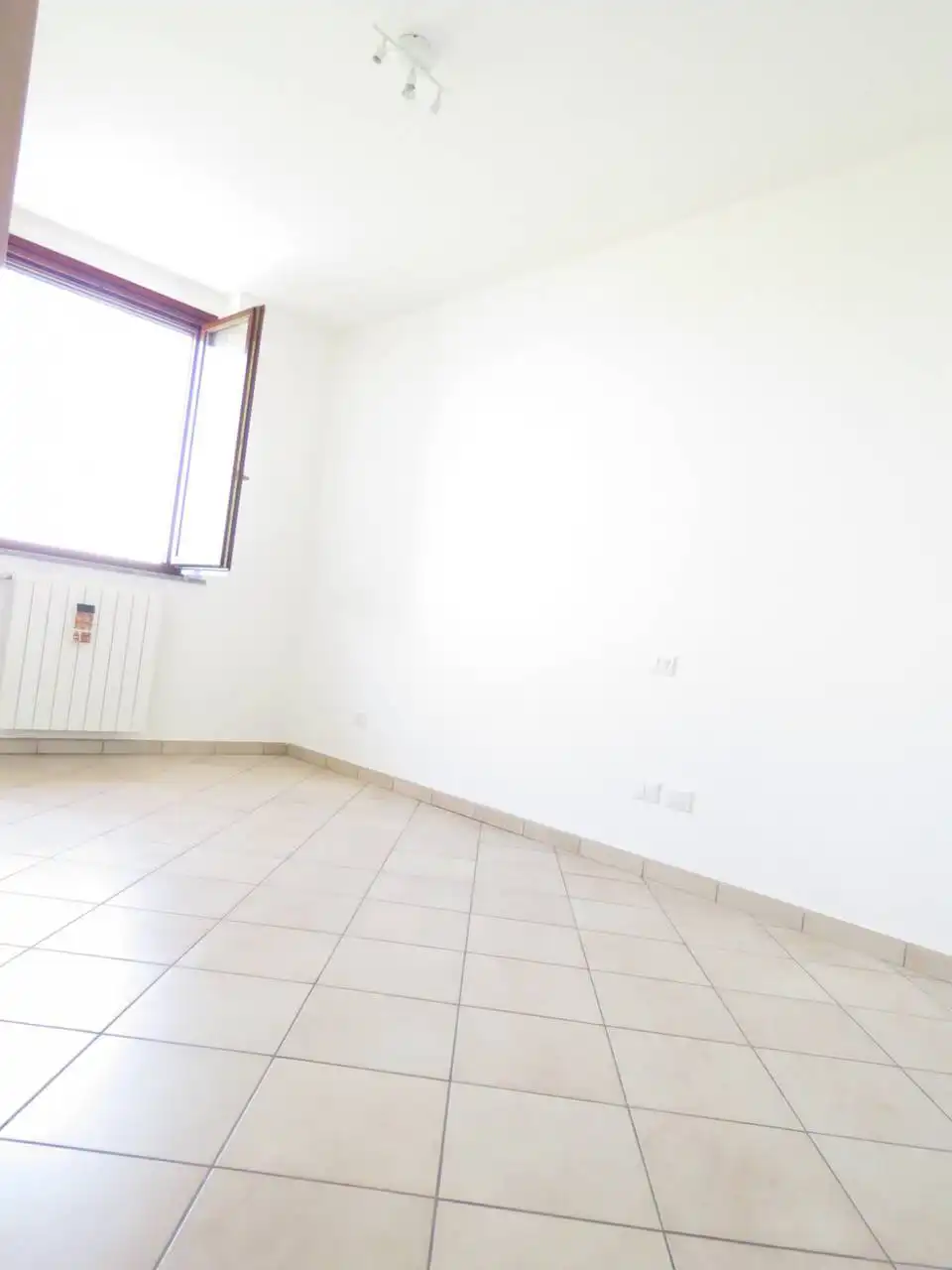 Vendita-Trilocale-via-Luciano-Manara-41-San-Giuliano-Milanese-16