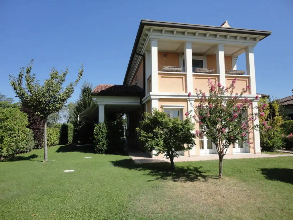 Villa-Singola-in-vendita-a-Montebello-della-Battaglia-Pavia-10