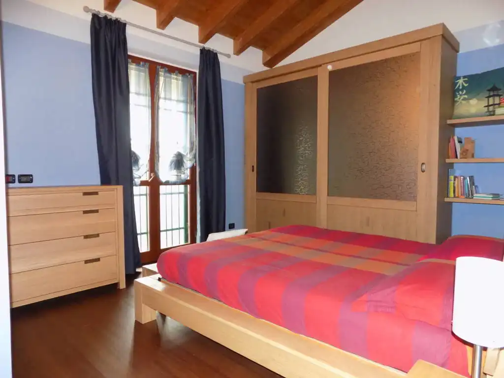 Villa-accogliente-e-curata-in-vendita-a-Cornate-d39Adda-in-Brianza-14