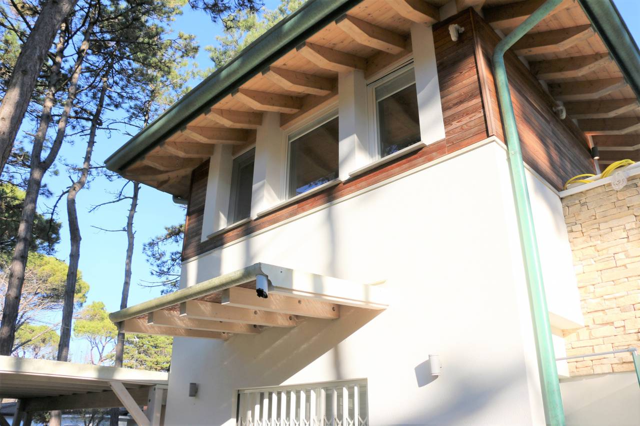 Villa-con-2-appartamenti-in-vendita-a-Bibione-10