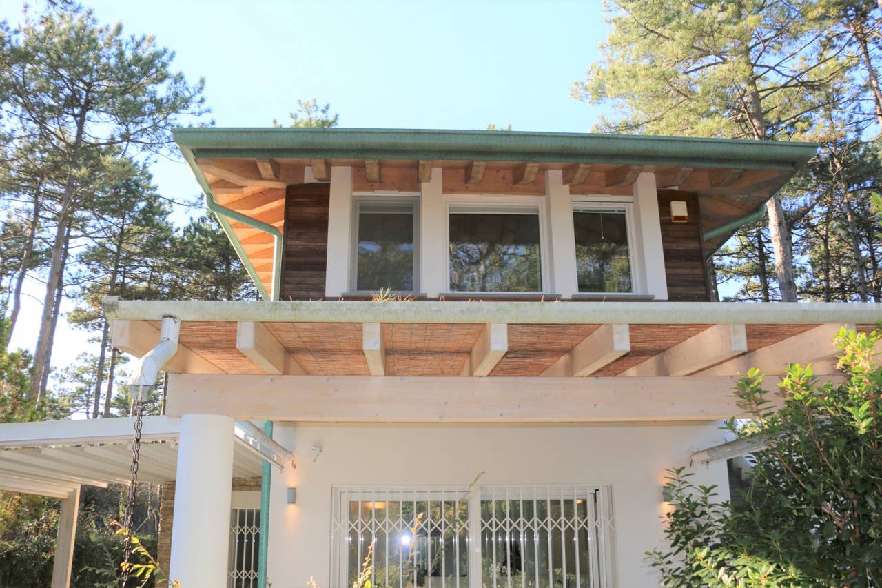Villa-con-2-appartamenti-in-vendita-a-Bibione-8