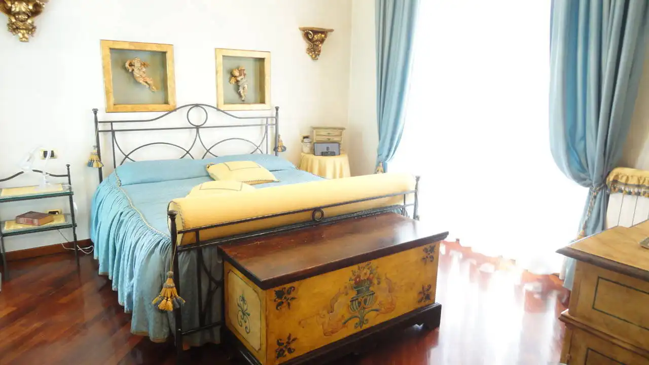 Villa-con-piscina-in-vendita-a-Roncello-16