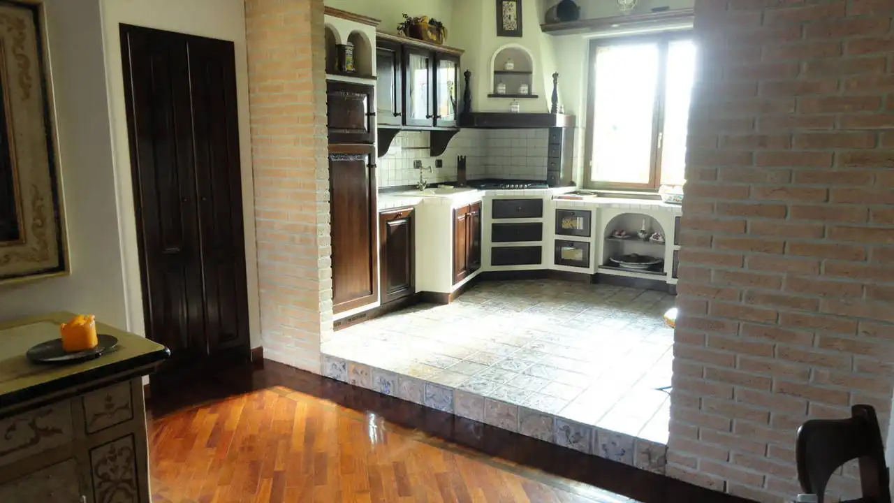 Villa-con-piscina-in-vendita-a-Roncello-21